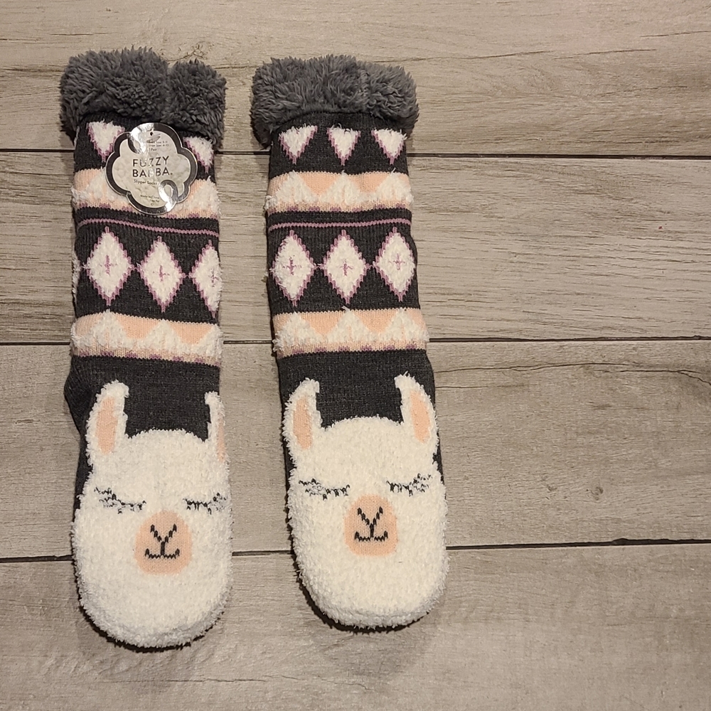 🦔Fuzzy Baba Llama slipper socks🧋